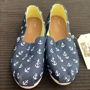 NWT toms anchor shoes